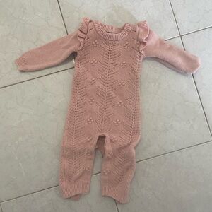 Old Navy Pink Textured Baby Footie